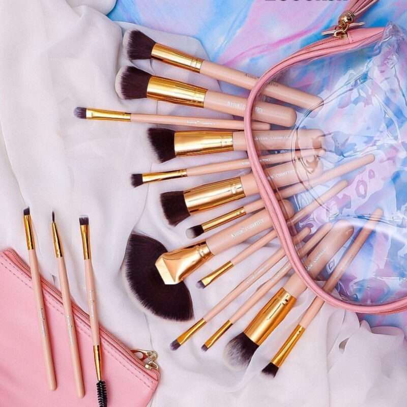 Avour 17 pieces brush set