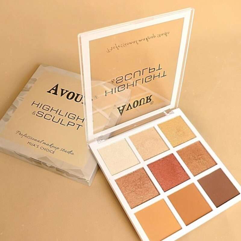 avour highlight and sculp pallete